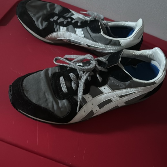 Used ASICS - Picture 3 of 3